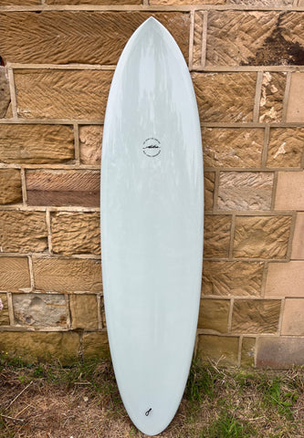 Aloha 7'0 EZ Mid Eggshell Gloss Resin Tint including fins